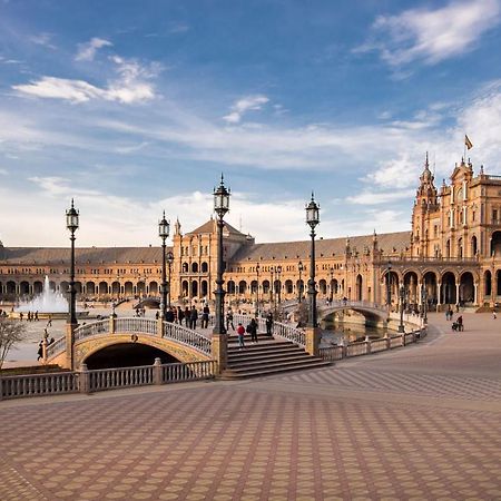 Froilan City Walls By Valcambre Seville Exterior photo